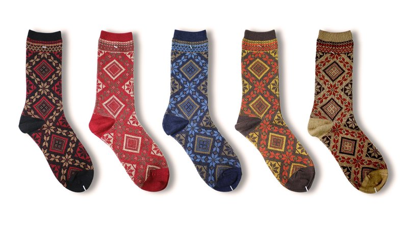 步步行春好满足! // 小马精神春花开袜子 :::DAWN' make up your feet ::: - 袜子 - 棉．麻 多色