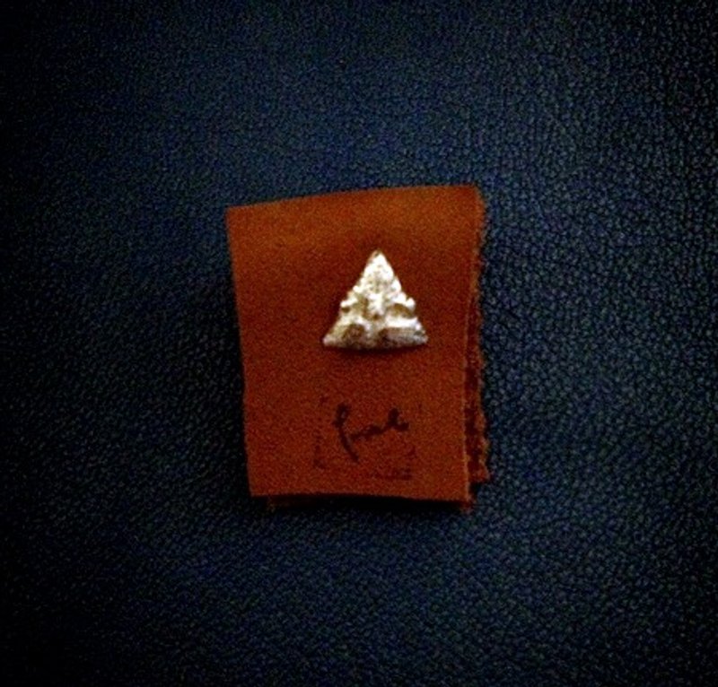 emmaAparty纯银耳环:三角小猫(单只贩售) - 耳环/耳夹 - 纯银 