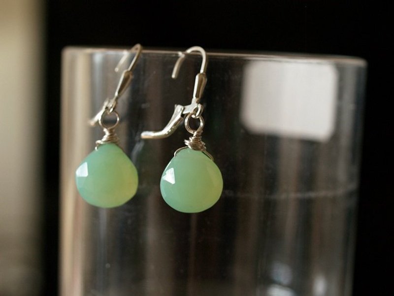 OldNew Lady-纯银宝石系列-蛋白绿玉髓耳环(免运) - 耳环/耳夹 - 宝石 绿色