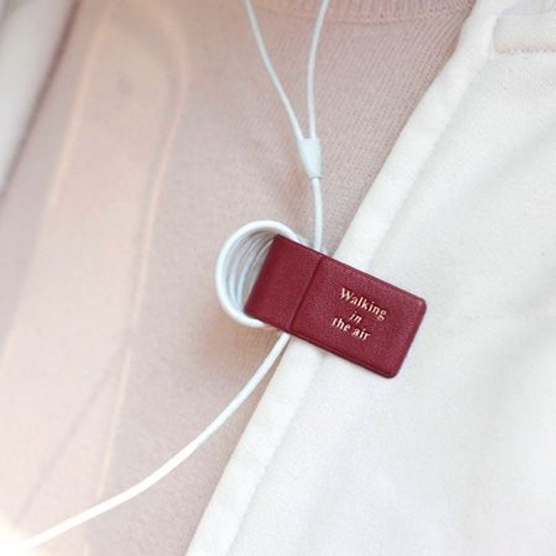 BUBBLE GUM皮革磁吸集线器-酒红,ICO81319 - 卷线器/电线收纳 - 人造皮革 红色