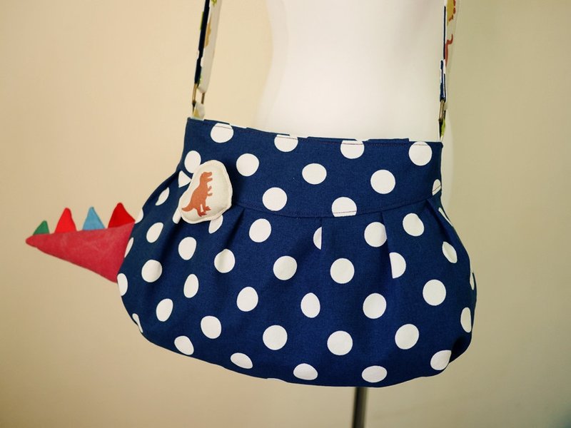 [布料限量商品] 天阿!有恐龙在我的包包里!!- 小泡芙斜背包 - 侧背包/斜挎包 - 其他材质 蓝色