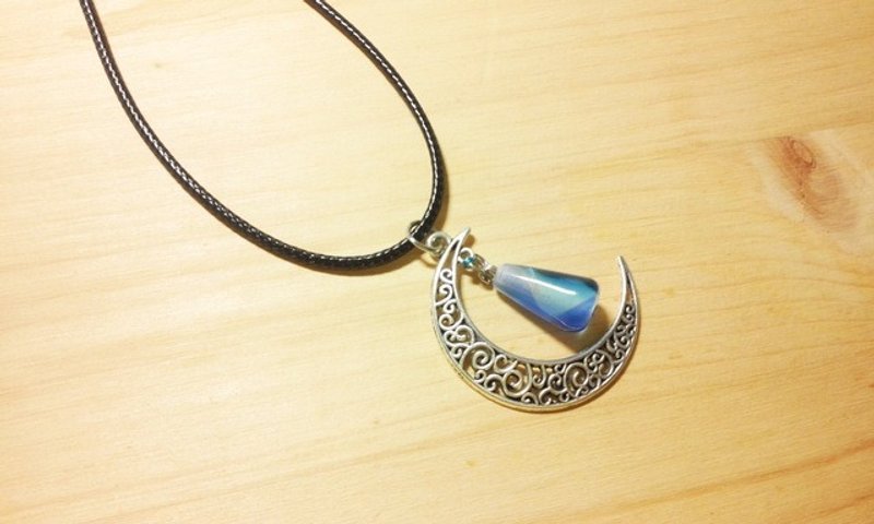 柚子林琉璃 - 夜月 - 浅水蓝x深水蓝 - 项链 - 玻璃 蓝色