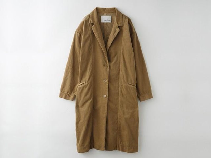 【Botanical dyed】 Walnut dyed cotton corduroy long picnic jacket - 女装休闲/机能外套 - 其他材质 金色