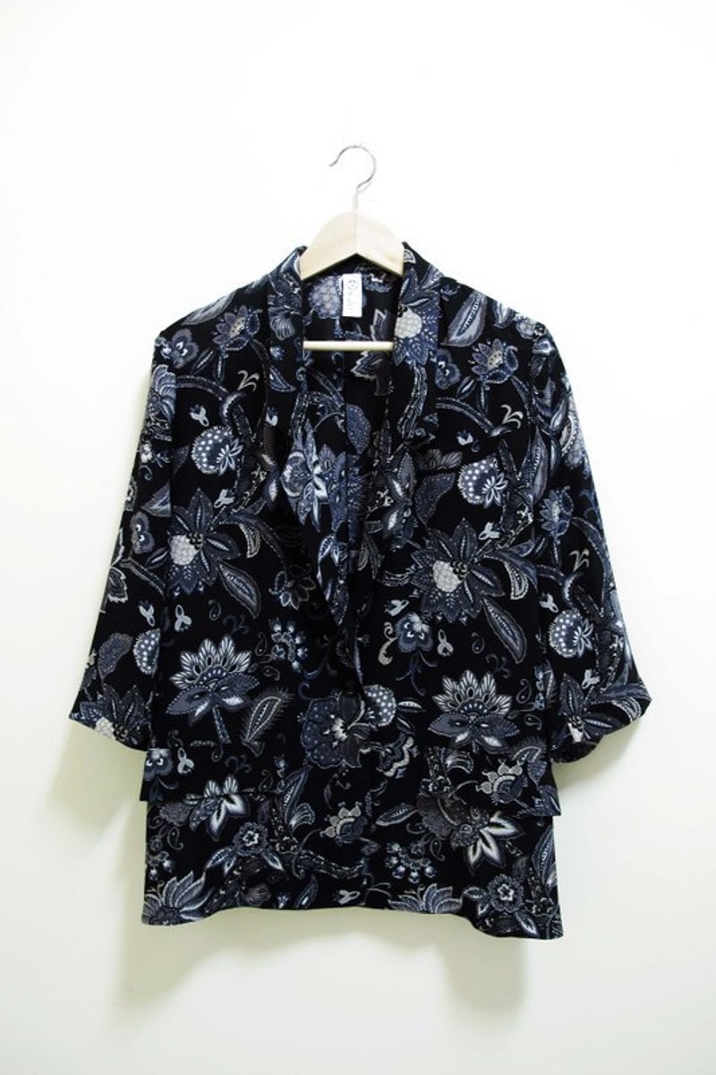 【Wahr】黑牡丹花外套 - 女装休闲/机能外套 - 其他材质 多色