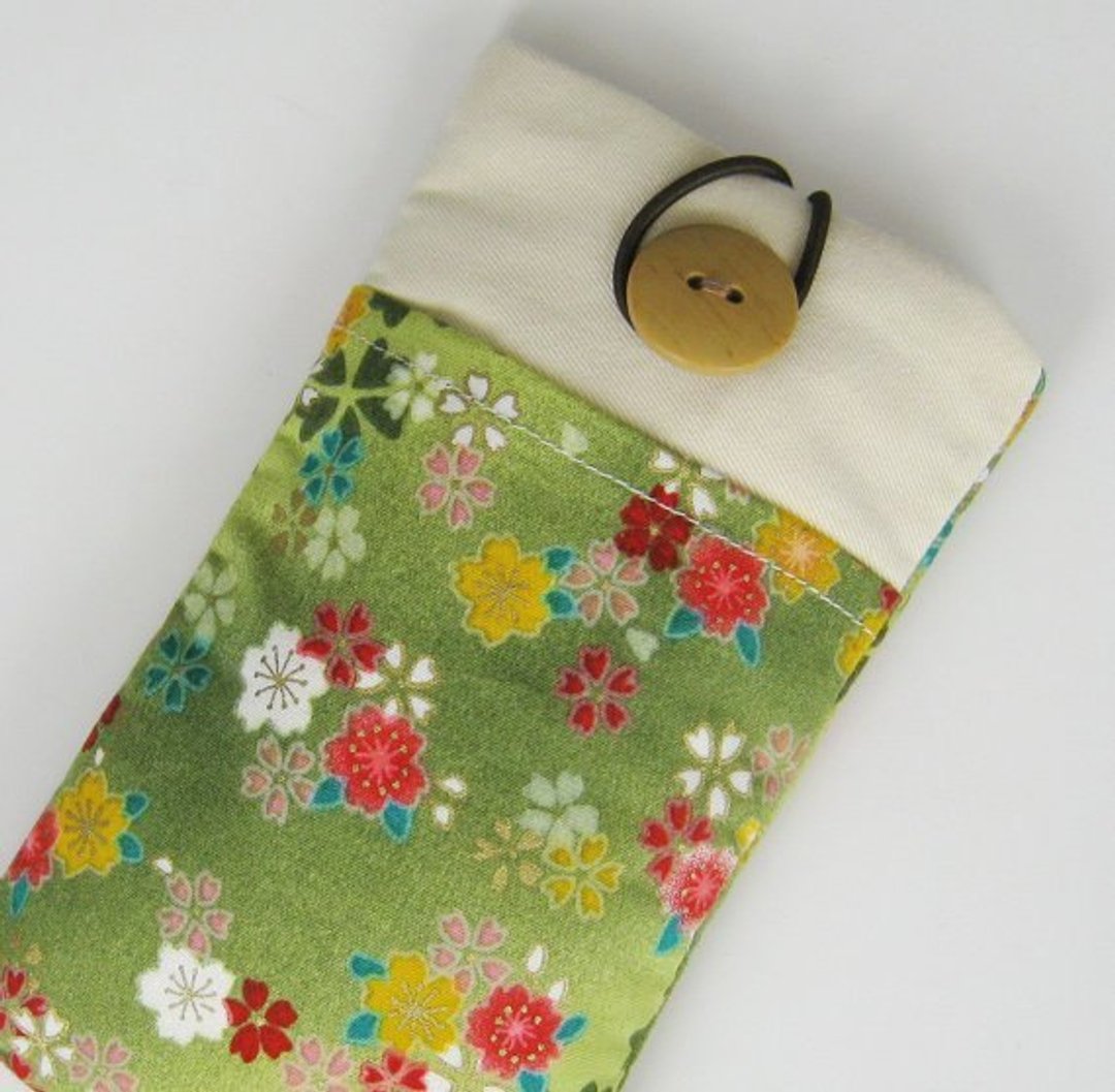 iPhone sleeve, Samsung Galaxy S8, Galaxy Note 8 pouch cover 自家制电话包, 手机布袋，布套 ，(可量身订制) - 樱花 (绿色) - 手机壳/手机套 - 棉 绿色
