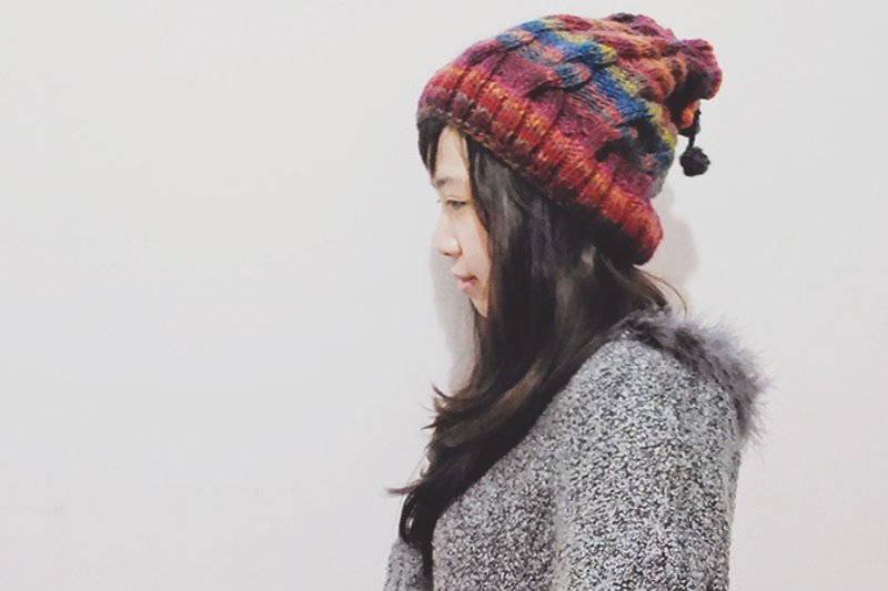 Araignee Design *手作针织毛帽 -Naughty Top尖顶澳洲雪帽 // 红色渐层  欧风色系 Urban风 - 帽子 - 其他材质 多色