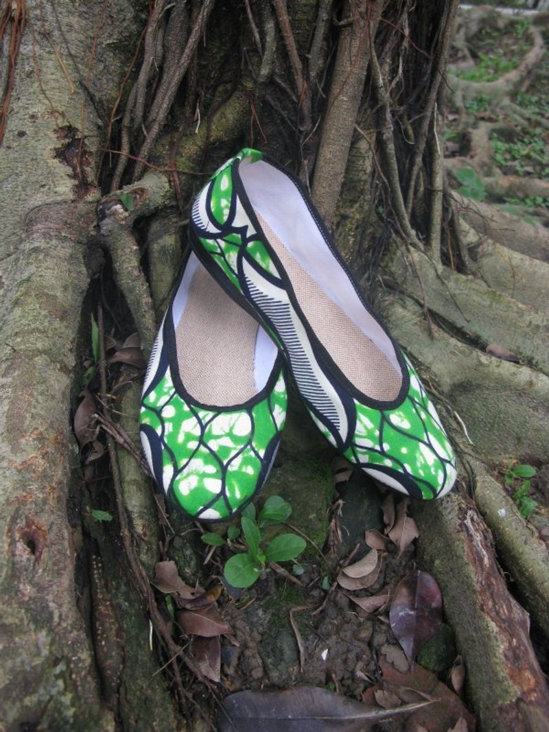 洋嘎YOUNGA非洲花布鞋：早春鲜绿 - 女款休闲鞋 - 棉．麻 