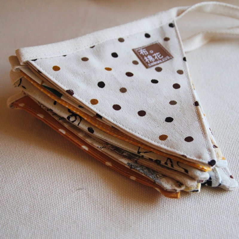 手作居家 露营布置 儿童房墙面挂饰 12片黄色系三角旗 14厘米 - 墙贴/壁贴 - 棉．麻 黄色