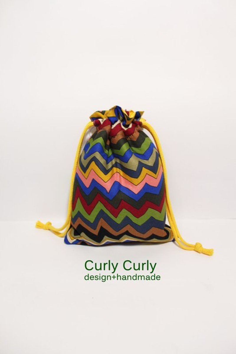 [CURLY CURLY] 卡吃卡吃 一号 /铺棉相机束口袋 - 相机包/相机袋 - 其他材质 多色