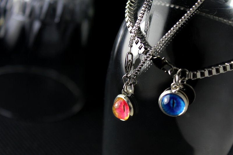 [Cat EYE系列] 10mmEYE 不锈钢简约吊牌手链.情人对链 - 一对购买 - 手链/手环 - 其他金属 多色