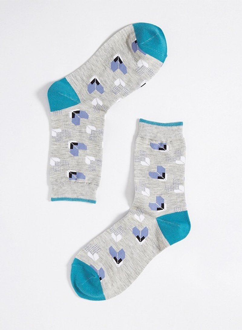 【归心似箭】 OutOfOffice / 爱心几何袜子 / 灰色 / 中筒袜 - 袜子 - 其他材质 灰色