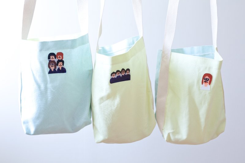 今晚我是手-手绘压克力片冰淇淋双色帆布包-披头四系列 - 侧背包/斜挎包 - 其他材质 多色