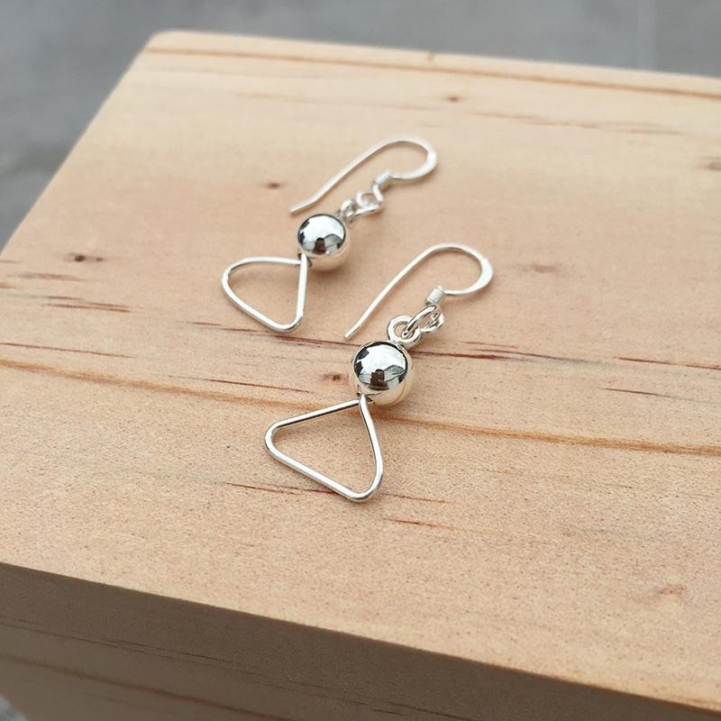 [手工制作] 925纯银耳环 - 耳环/耳夹 - 其他金属 灰色