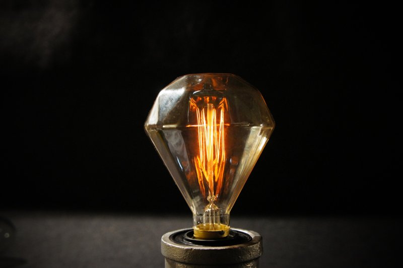 Edison-industry    工业风 爱迪生复古灯泡 限量款 大钻石 - 灯具/灯饰 - 玻璃 白色