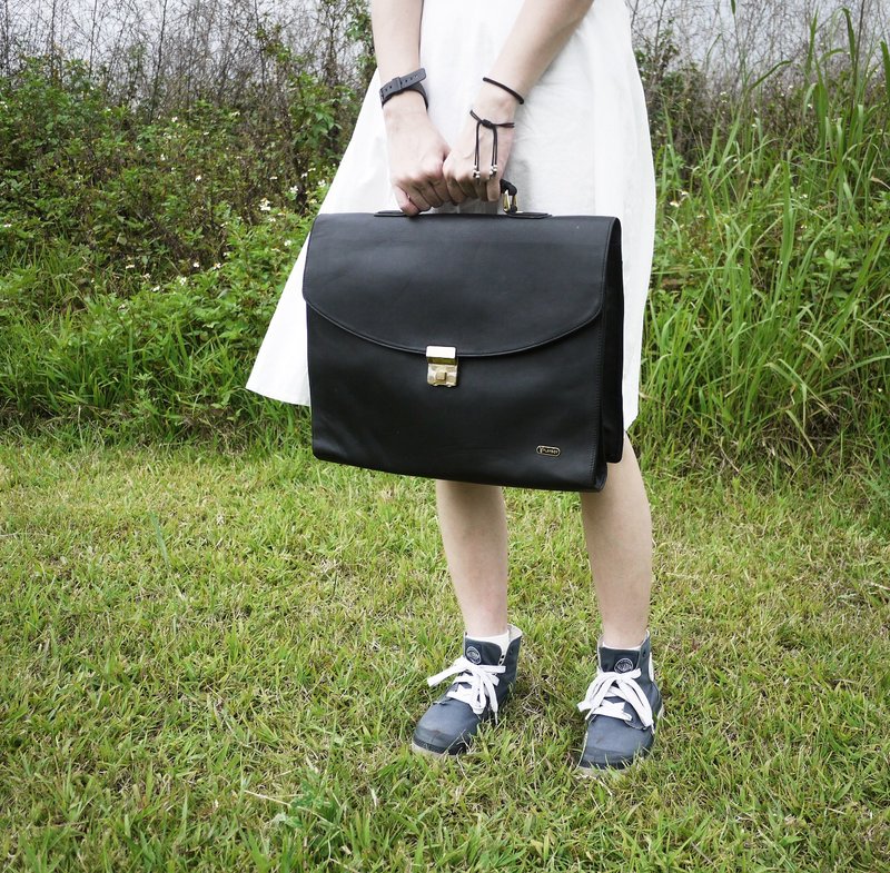 ShiKa夕卡//PLAY BOY真皮公事包 - 公文包/医生包 - 真皮 黑色