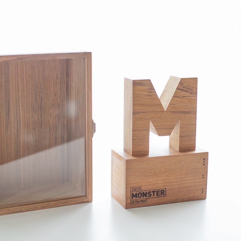 定制化柚木手作英文字母奖杯 - 其他 - 木头 咖啡色
