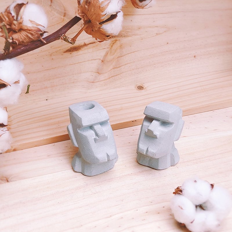 性感人生 摩艾 巨石像 名片座 笔座 盆器 扩香石 圣诞交换礼物 - 名片架/名片座 - 水泥 灰色