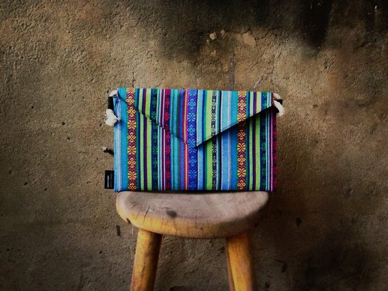 【手拿包/侧背包/信封包Dream Bag-饱和水蓝刺绣民族风款】 - 手拿包 - 其他材质 