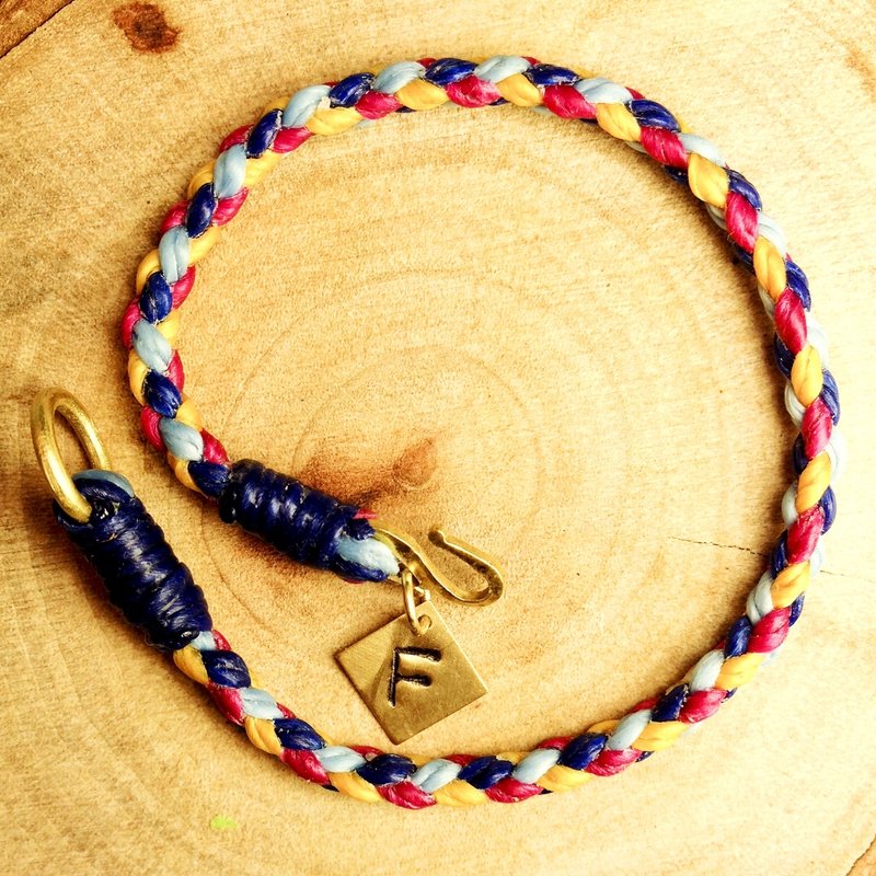 幸福微光定制化 手敲字牌系列。Sugar Nok。手编蜡线黄铜手链 - 手链/手环 - 铜/黄铜 多色