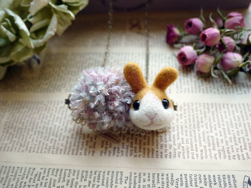 羊毛毡～金色小兔毛毛球项链 - 项链 - 羊毛 金色