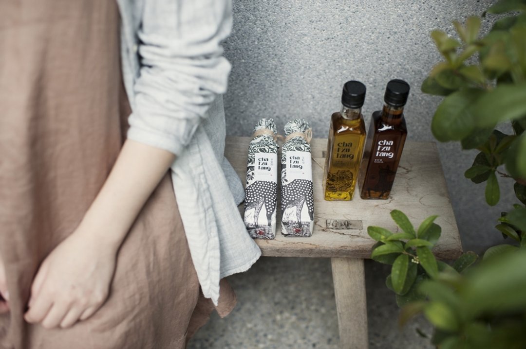 茶籽堂 初榨鲜摘茶籽油 - 酱料/调味料 - 新鲜食材 咖啡色