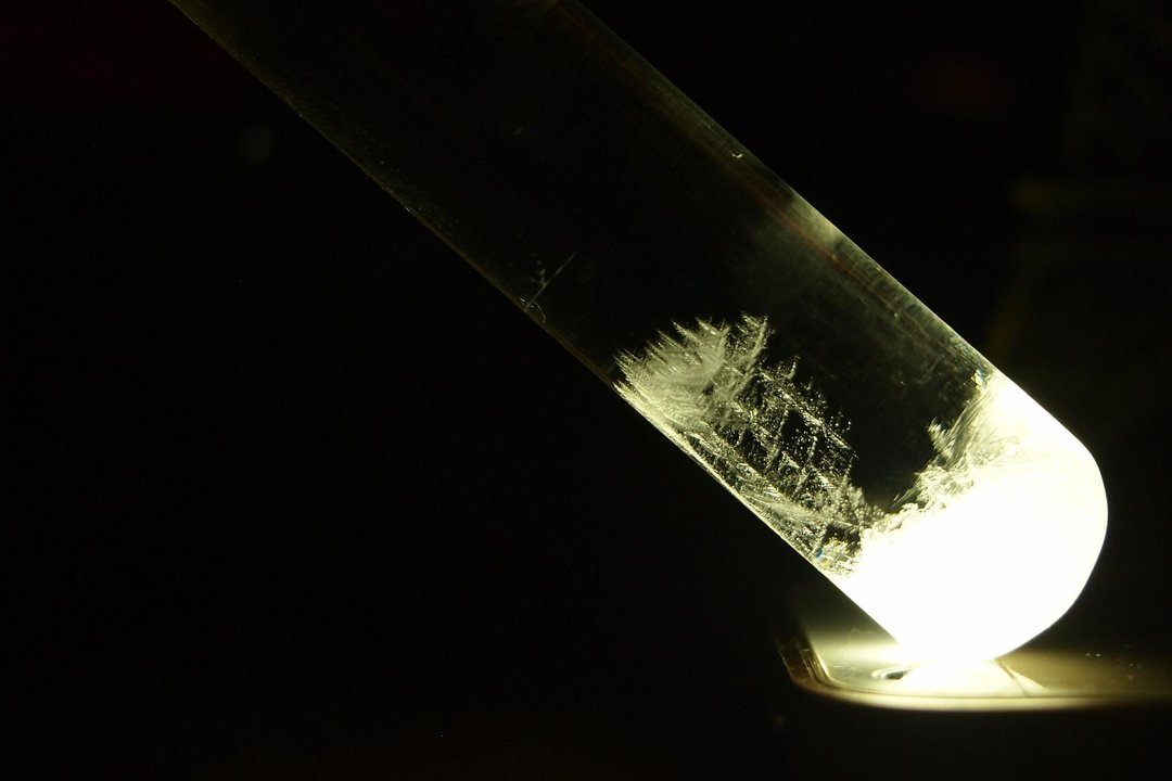 试管天气瓶 Storm Glass 结晶风暴玻璃　预测天气的古老神秘风暴结晶 气象预测 风暴球 - 摆饰 - 玻璃 白色