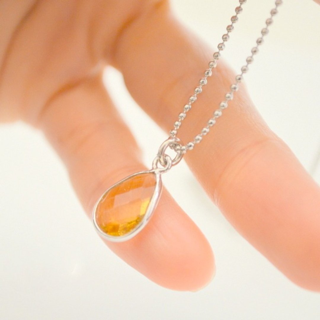 银框天然石柠檬茶晶项链 - 项链 - 其他金属 黄色