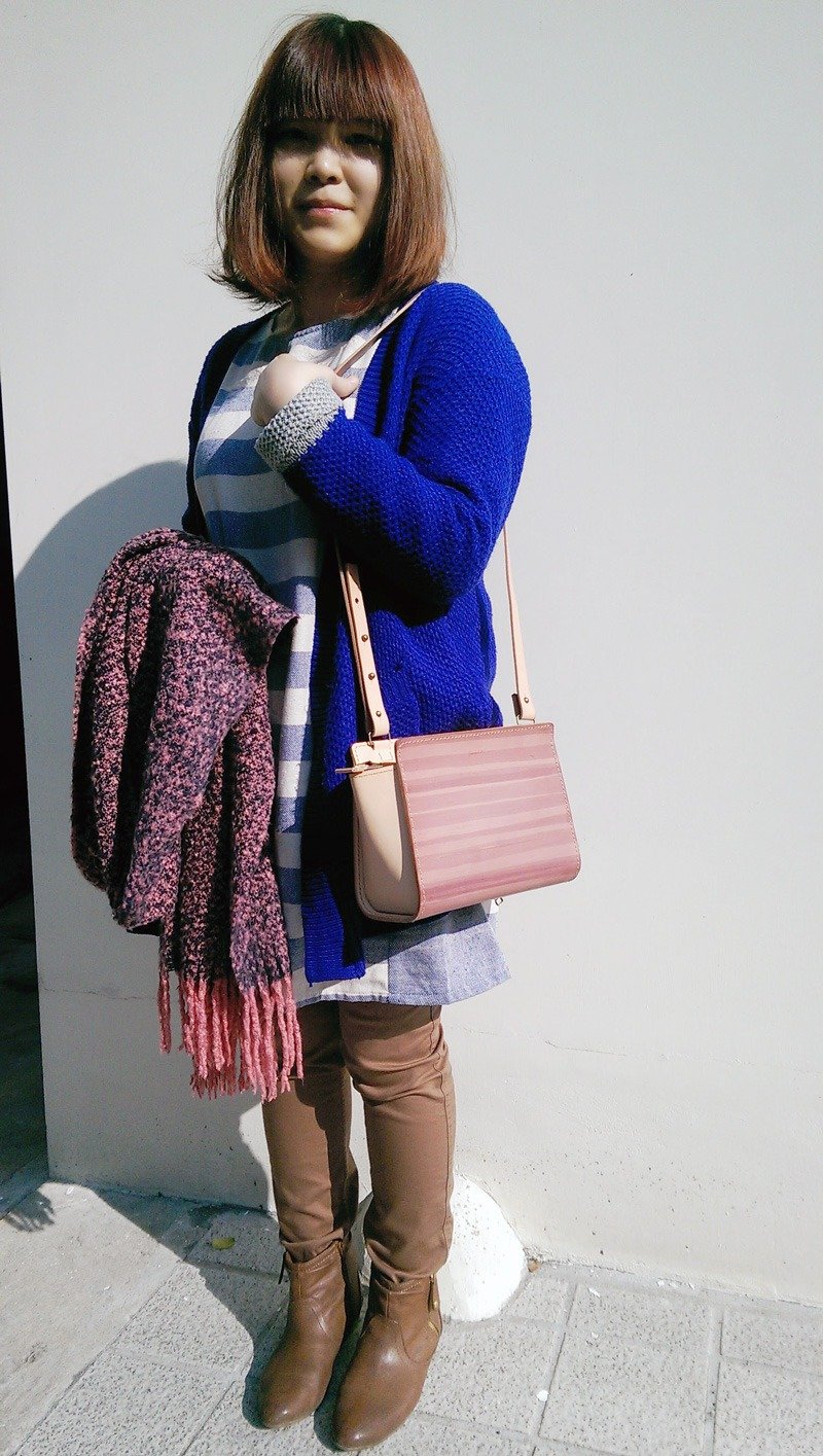 复古小斜背包-木莓红 - 侧背包/斜挎包 - 真皮 粉红色