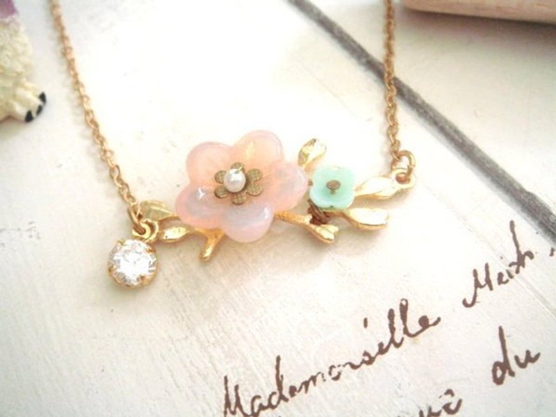 garohands 花与水钻手作短炼 /日系 / 杂货 / 手作 饰品 / 疗愈系 - 项链 - 其他金属 