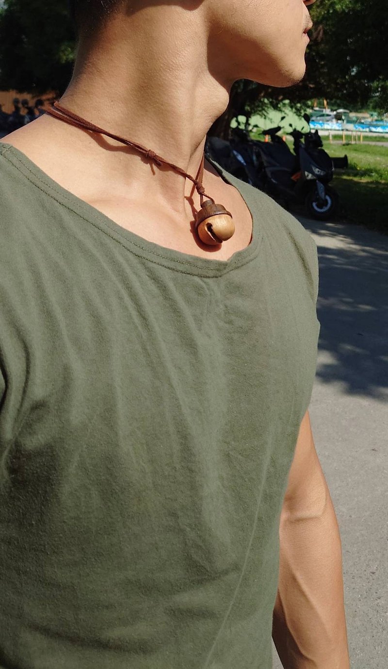 木作铃铛 - 项链 - 木头 红色