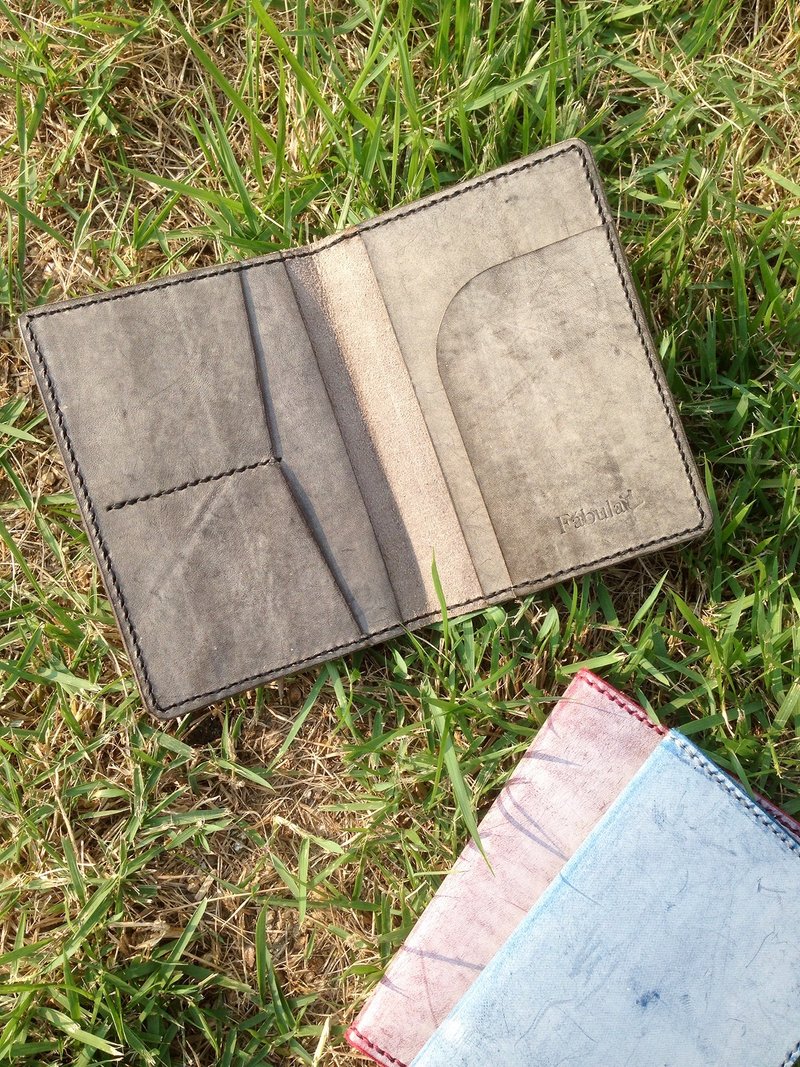 手缝皮革护照夹/护照套 擦蜡皮 灰云色(Cloudy Grey) - 护照夹/护照套 - 真皮 灰色