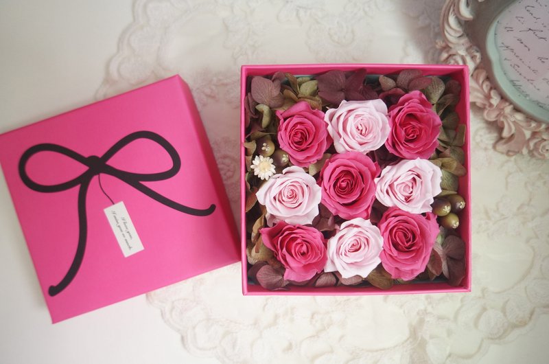 浪漫恒星花盒 不凋花 - 植栽/盆栽 - 植物．花 粉红色