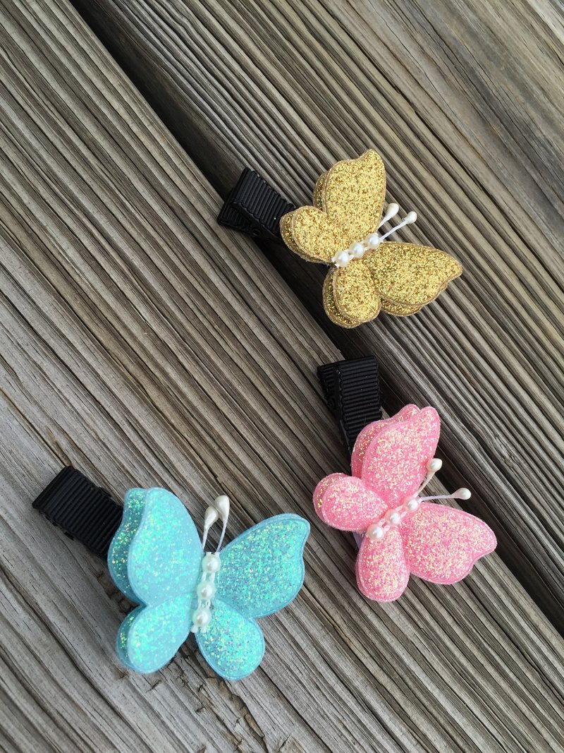 双层小蝴蝶 发夹 - 围嘴/口水巾 - 纸 多色