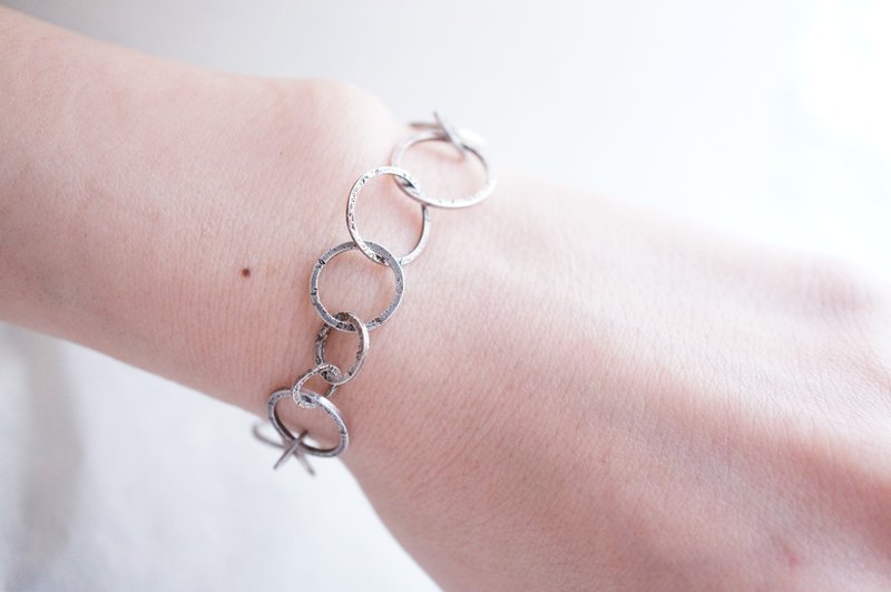 【janvierMade】❤ 麦田圈圈 纯银手链 l 简约纯银手链 l 原创设计手作 - 手链/手环 - 其他金属 白色