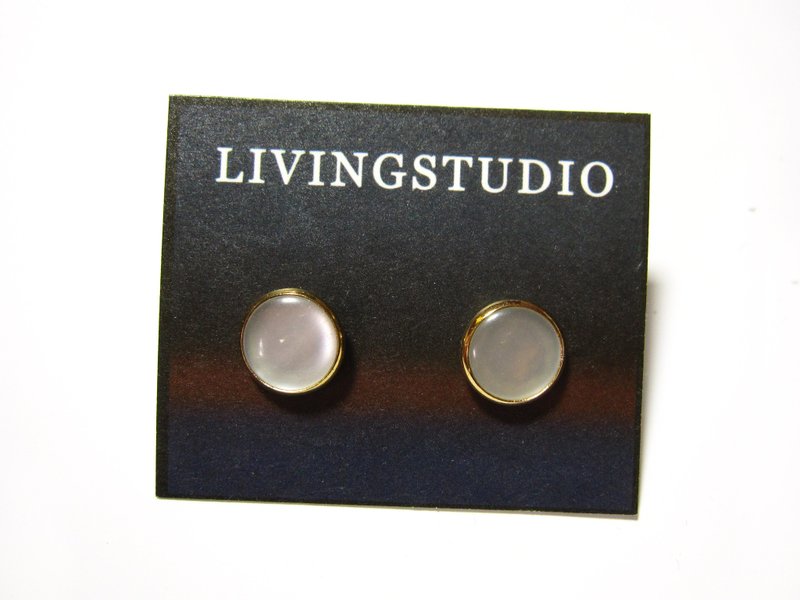 止水＿耳环〔针〕 - 耳环/耳夹 - 塑料 白色