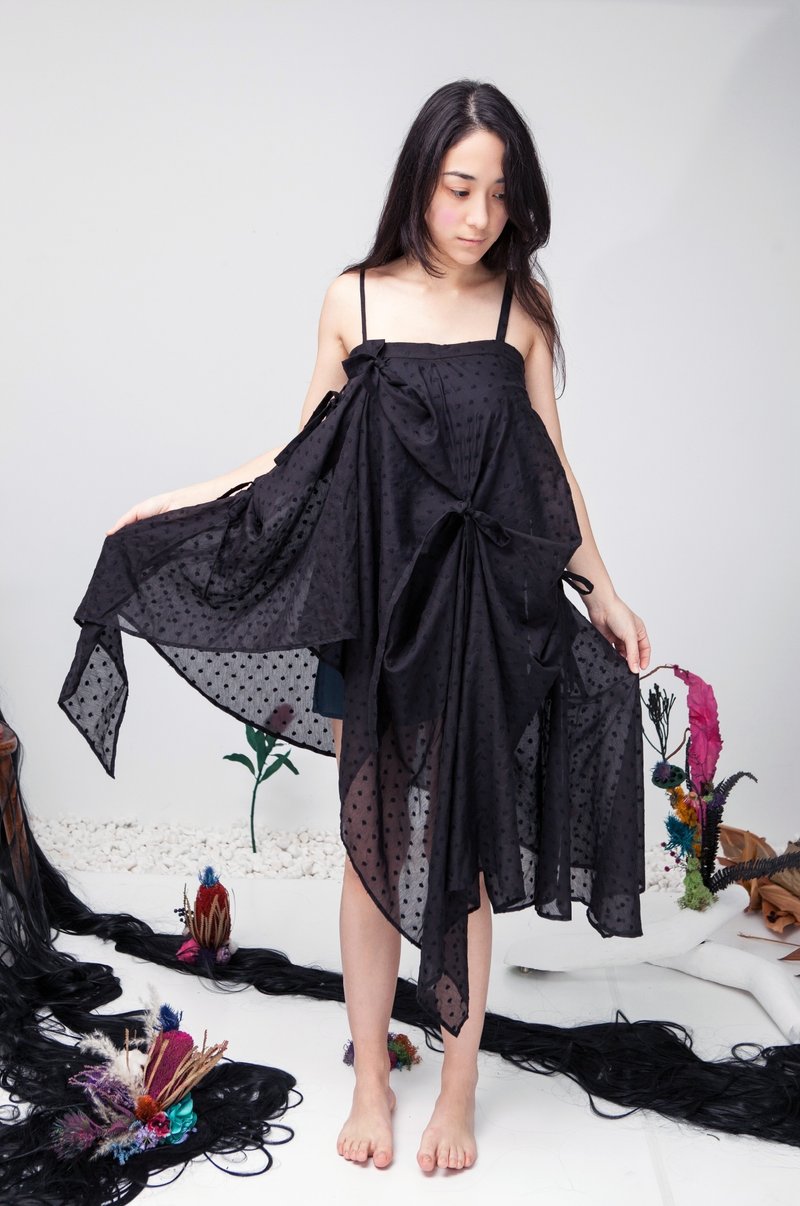 moi non plus 蝴蝶结绑带洋装 *多种穿法* - 洋装/连衣裙 - 其他材质 多色