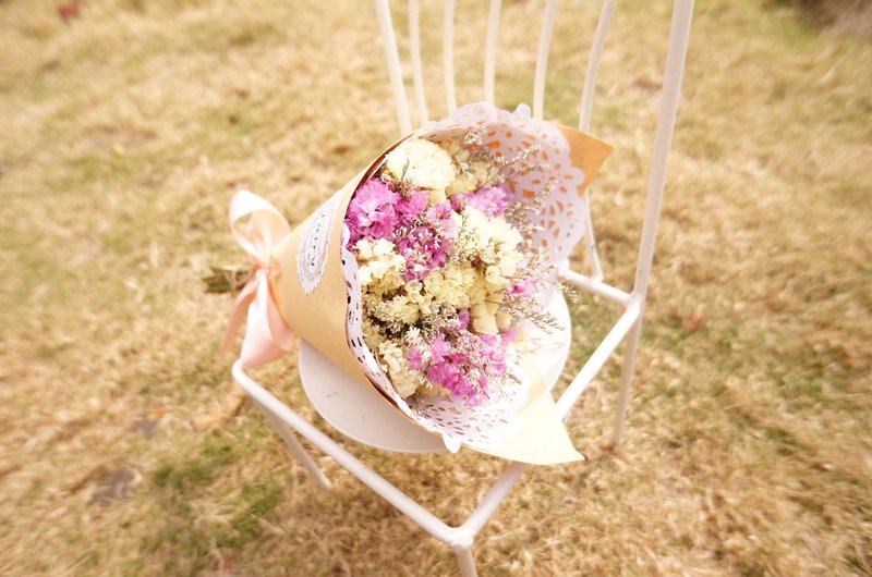 ‘麋花Amor Floral ’天性就爱浪漫白星辰花 粉红星辰花 干燥花束 婚礼小物 婚纱拍照道具 过年送礼 生日礼物 - 植栽/盆栽 - 植物．花 多色