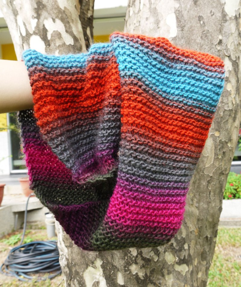 阿母100%的手作脖围-撞色渐层-圣诞/交换礼物 - 丝巾 - 其他材质 多色