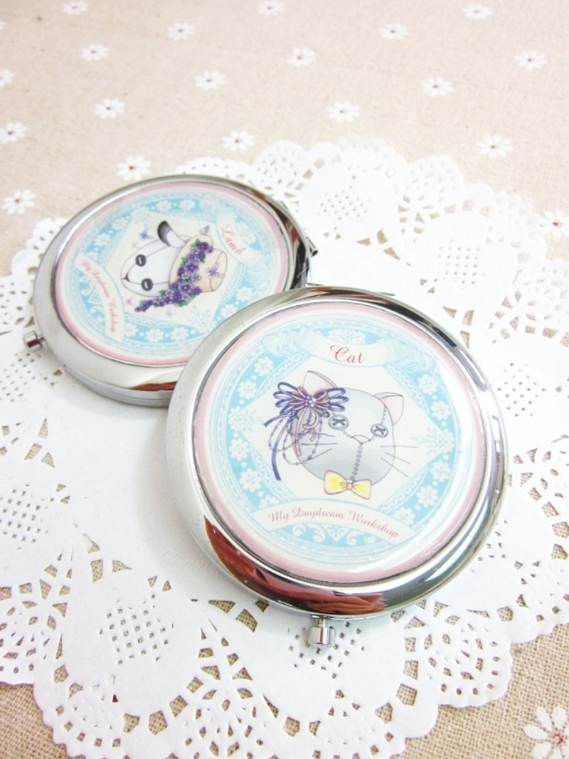 My Daydream Workshop 自家设计卡通公仔便携化妆镜 随身美妆折叠镜子女生实用 - 其他 - 其他金属 多色