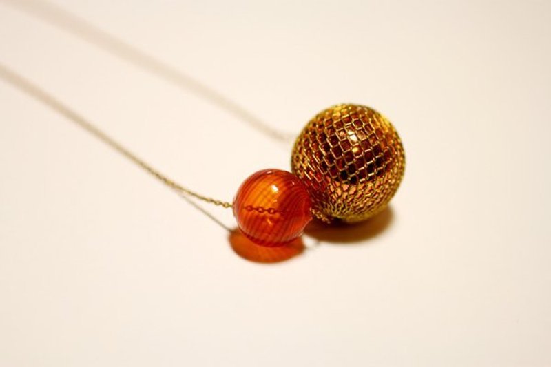 across the universe红色行星项链 天然石/玻璃球 - 项链 - 其他金属 红色