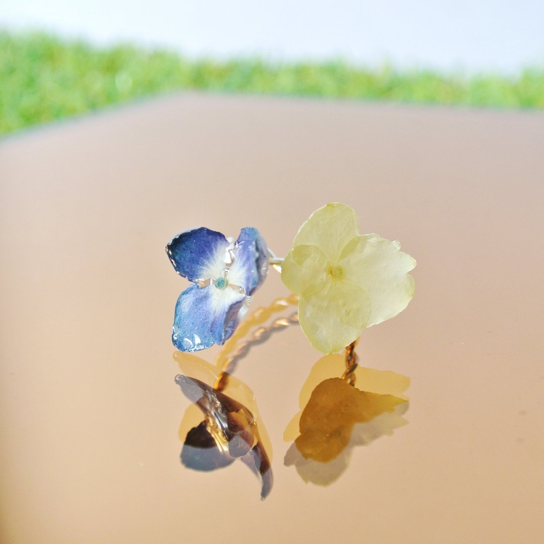 硬胶花痴 AGFC ｜ 立体白绣球花蓝绣球花 双姝纯银麻花戒指 - 戒指 - 植物．花 蓝色