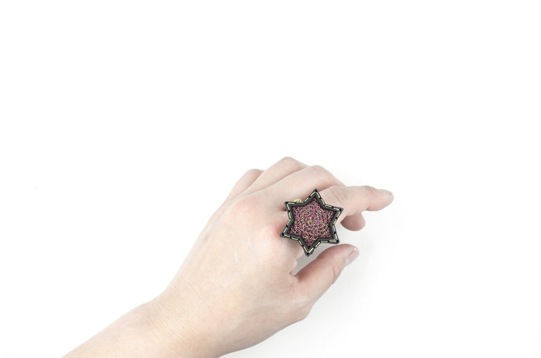 SUE BI DO WA - 手工制作皮革并合手织星星戒指(红色)-Leather mix with yarn Star Ring - 戒指 - 真皮 红色