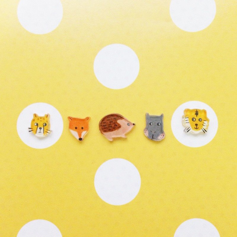 不可爱动物园手作不过敏耳环（可改夹式） - 耳环/耳夹 - 塑料 多色