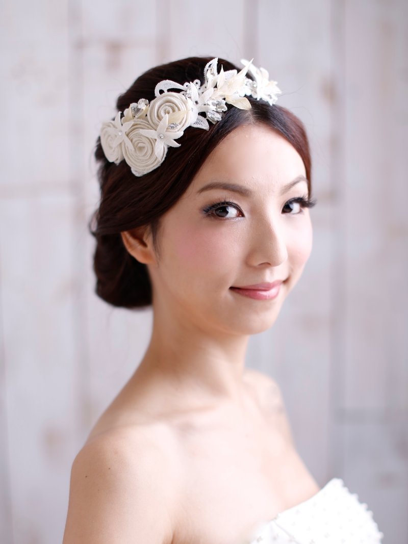 《Being of Love》"Sige" 新娘蕾丝髪箍／结婚头饰配饰 - 发饰 - 其他材质 白色