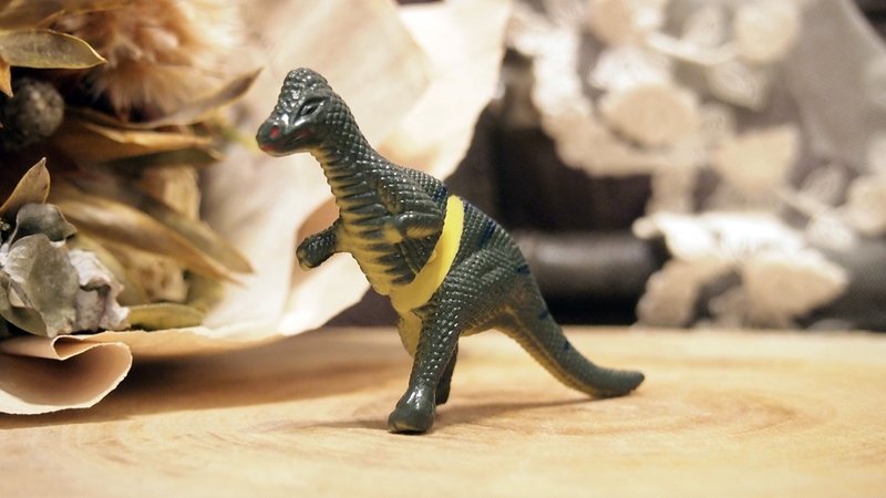 台湾原创 Double M 魔幻恐龙耳环-恐龙篇 - 耳环/耳夹 - 硅胶 绿色