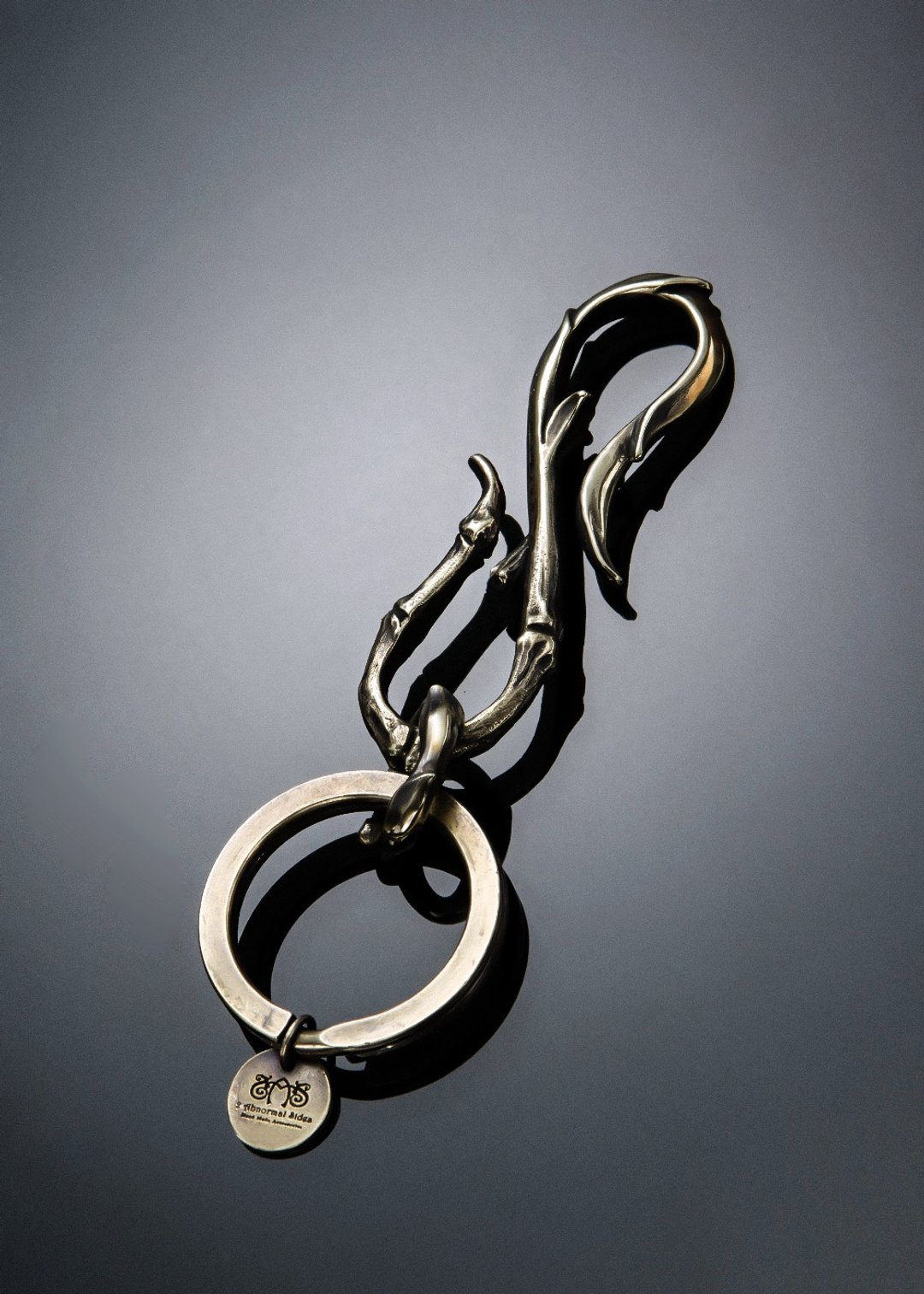 Marrow Key Chain | 骨头花瓣简约流线钥匙圈 (L) - 钥匙链/钥匙包 - 铜/黄铜 金色