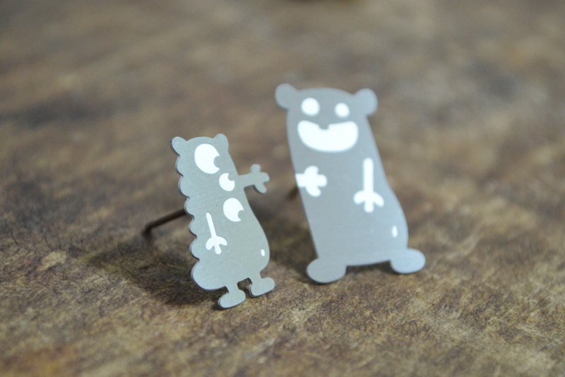 【Peej】还是喜欢你·不锈钢耳环 / 抗过敏耳针 - 耳环/耳夹 - 其他金属 灰色