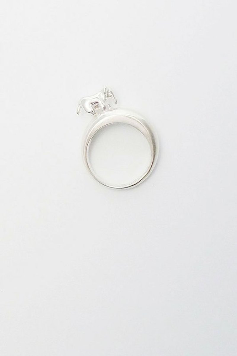 Human Free 系列~纯银小象爬坡圆形戒台戒指 - 戒指 - 其他金属 