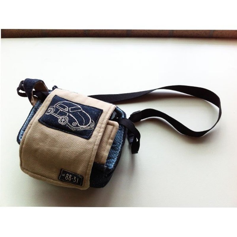 古董小车神户88-31相机包(复古深蓝+帆布米)不含背带/配布依现存布品异动 - 相机包/相机袋 - 其他材质 卡其色