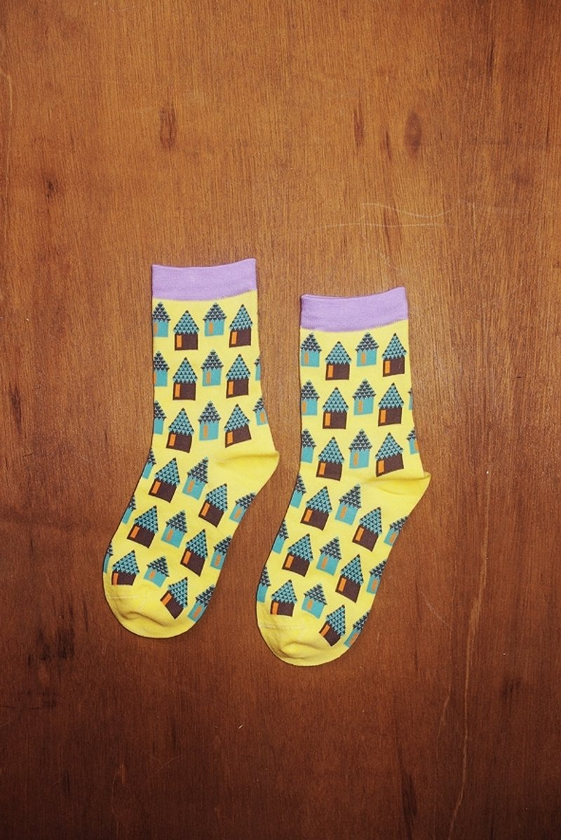 黄色小屋群!!夏漪眺=knock your socks off !! - 袜子 - 其他材质 黄色